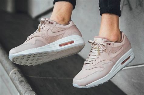 air max nude|Air Max 1 Shoes (35)